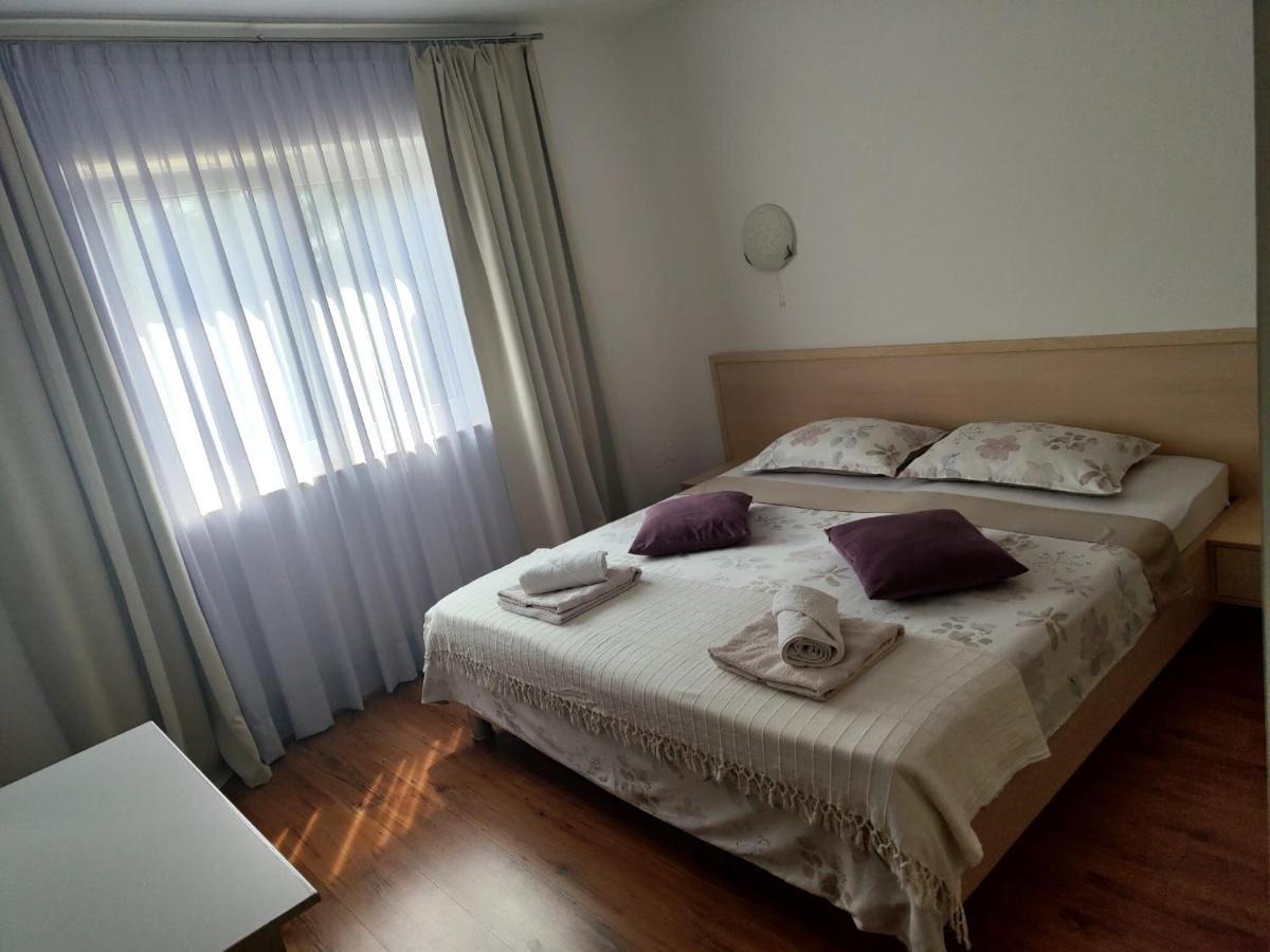 Apartments Snjezana Novi Vinodolski Exterior foto